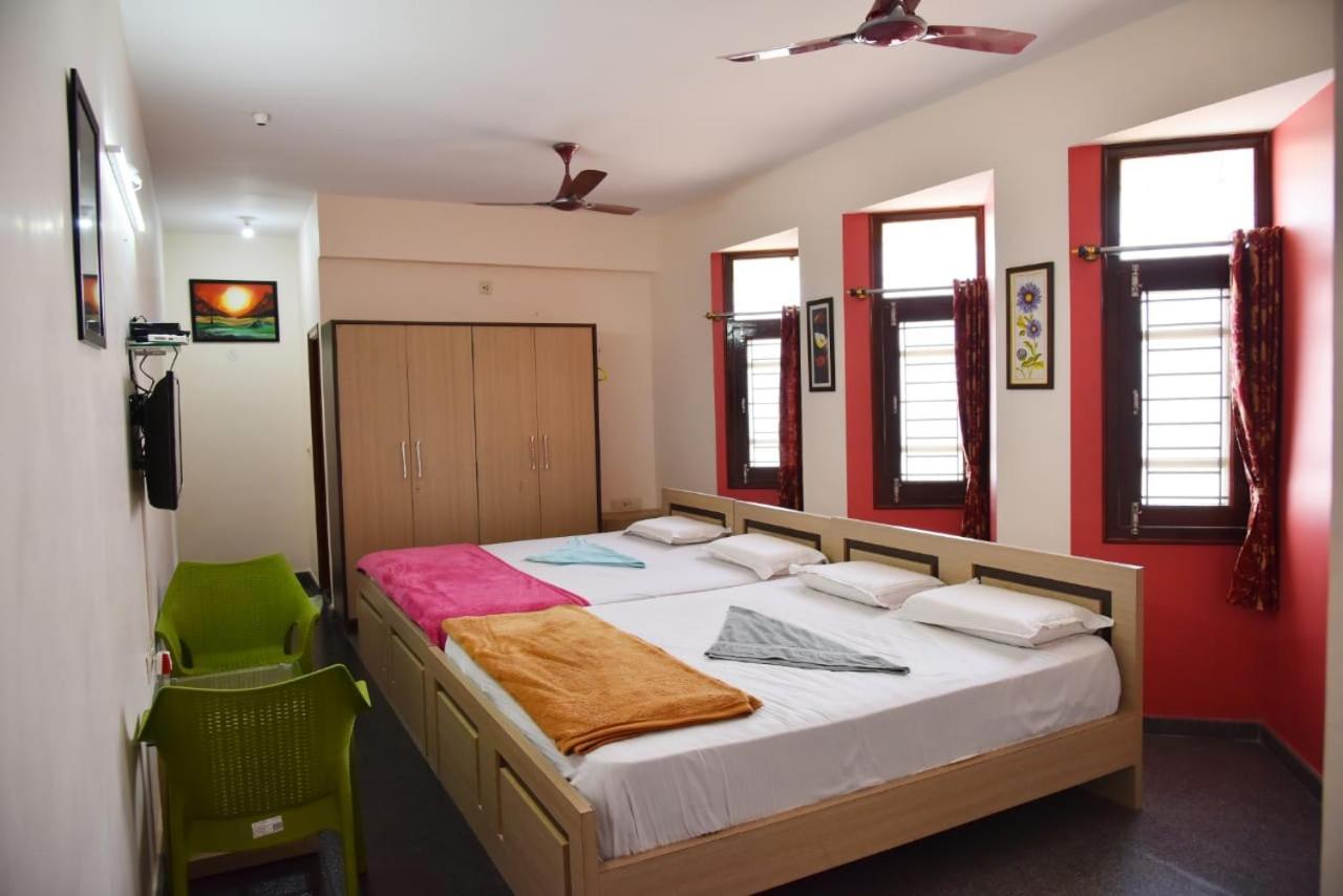 Mango Tree Homestay 亨比 外观 照片