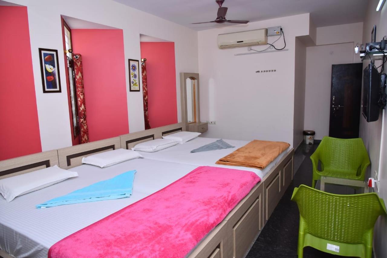 Mango Tree Homestay 亨比 外观 照片